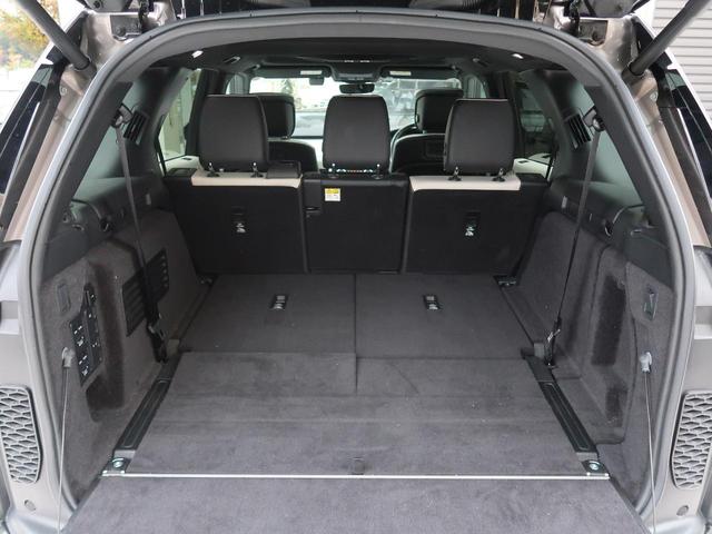 大容量のラゲッジルームはシートアレンジにより、さらに大きな荷室へと変化いたします。便利さと容量を兼ね備えたラゲッジルームが、ご旅行や買い物などサポートさせていただきます◆