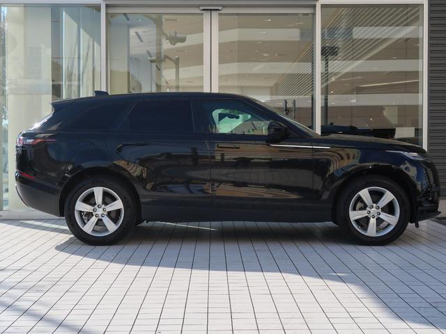 レンジローバーヴェラール Ｓ　１８０ＰＳ　認定中古車　シートヒーター　シートメモリ　パワーテールゲート　ＭＥＲＩＤＩＡＮ　パドルシフト　電動ステアリングコラム　アダプティブクルーズコントロール　後席リクライニング　キーレスエントリー（26枚目）