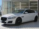 当店の在庫車はすべてジャガーランドローバーの厳しい規定をクリアした認定中古車です。驚くほど状態の良い中古車。それがジャガーランドローバーの認定中古車です。どうぞご期待ください。