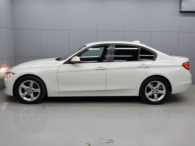 ３シリーズ ３２０ｉ　ＳＥ　ナビ　ＥＴＣ　アルミ（15枚目）