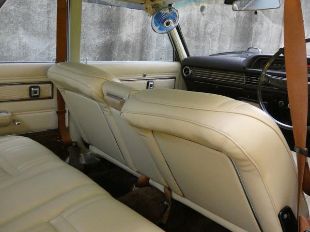 デボネア ＳＥ　エグゼクティブＳＥ　前オーナー１１年所有　取説　整備手帳　記録簿　ガレージ保管（9枚目）