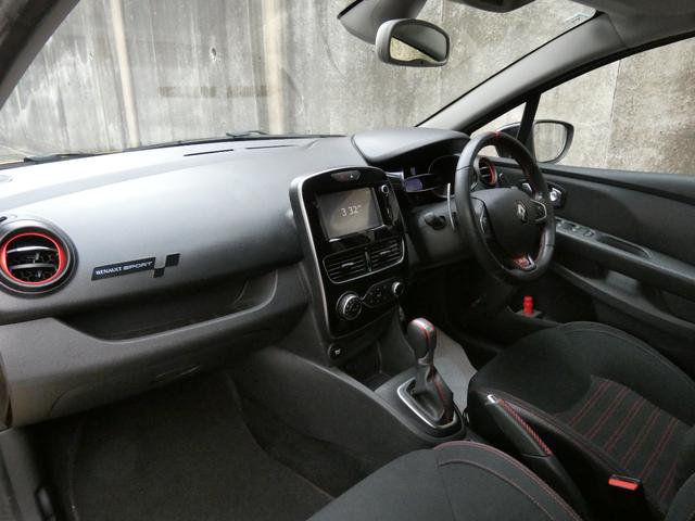 ルーテシア ルノー・スポール　トロフィー　アクラポヴィッチ　１００台限定車　ワンオーナー　アクラポヴィッチコンポジットマフラー　Ｆ１タイプエアインテークブレード　サイドプロテクションモールフィニッシャー　リアエアディフューザー　取説　整備手帳（11枚目）