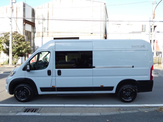 デュカト L3H2 ホワイトハウス社製 スノークスクルーキャブ5人乗り仕様 AUTECHホイール BFGoodrichタイヤ オーバーフェンダー ソフトドアクローザー 荷室床キット 荷室タイヤハウスカバー 電動ステップ(2枚目)