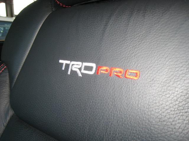 ４ｘ４　ＴＲＤ　Ｐｒｏ　新車並行　１オーナー　クル－ＭＡＸ　ＴＲＤ　Ｐｒｏ　アーミーグリーン　５．７Ｌ　Ｖ８　４Ｘ４(35枚目)