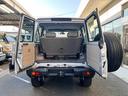 71ショート LX-LTD 中東仕様 ランドクルーザー71 ショート LX-LTD 2018yモデル 中東仕様 4.0L ガソリン 5MT 左ハンドル ラプター塗装 社外アルミ 自社輸入・新車並行 国内ワンオーナー(21枚目)