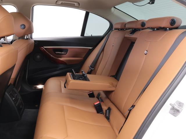 Ｂ３ ビターボ　リムジン　認定中古車　１年保証　サドルブラウンレザー　サンルーフ　２０インチＡＷ　アクティブクルーズコントロール　Ｈａｒｍａｎ／Ｋａｒｄｏｎ　スイッチトロニック　リヤカメラ　ＬＥＤ　衝突警告　車線逸脱（15枚目）