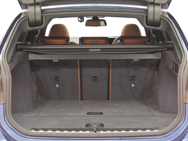 Ｂ３ ツーリング　オールラッド　認定中古車　１年保証　２０インチＡＷ　パノラマサンルーフ　ブラウンレザー　Ｈａｒｍａｎ／Ｋａｒｄｏｎ　ヘッドアップディスプレイ　アクティブクルーズコントロール　スイッチトロニック　全周囲カメラ（16枚目）