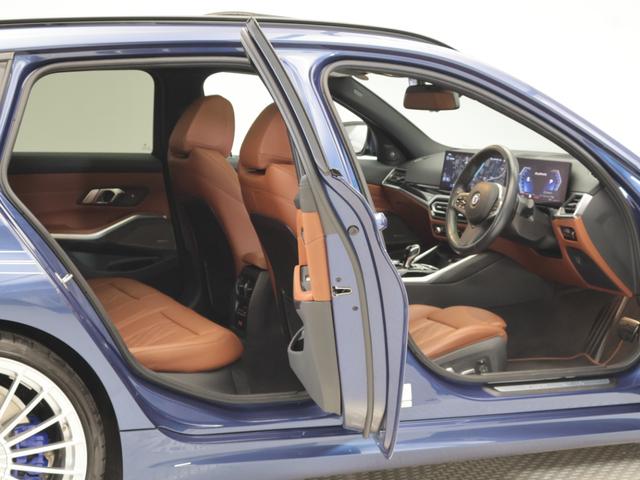 Ｂ３ ツーリング　オールラッド　認定中古車　１年保証　２０インチＡＷ　パノラマサンルーフ　ブラウンレザー　Ｈａｒｍａｎ／Ｋａｒｄｏｎ　ヘッドアップディスプレイ　アクティブクルーズコントロール　スイッチトロニック　全周囲カメラ（44枚目）