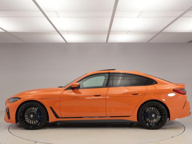 B4 グランクーペ ニコル別注 日本特別仕様 認定中古車 1年保証 Nicole別注日本特別仕様 ガラスサンルーフ レザーシート 20インチAW アクティブクルーズコントロール スイッチトロニック レーザーライト 全周囲カメラ 衝突軽減 車線逸脱(7枚目)