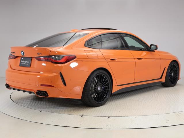 B4 グランクーペ ニコル別注 日本特別仕様 認定中古車 1年保証 Nicole別注日本特別仕様 ガラスサンルーフ レザーシート 20インチAW アクティブクルーズコントロール スイッチトロニック レーザーライト 全周囲カメラ 衝突軽減 車線逸脱(9枚目)