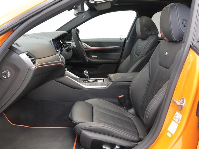 B4 グランクーペ ニコル別注 日本特別仕様 認定中古車 1年保証 Nicole別注日本特別仕様 ガラスサンルーフ レザーシート 20インチAW アクティブクルーズコントロール スイッチトロニック レーザーライト 全周囲カメラ 衝突軽減 車線逸脱(13枚目)