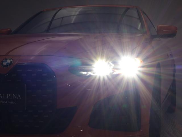 B4 グランクーペ ニコル別注 日本特別仕様 認定中古車 1年保証 Nicole別注日本特別仕様 ガラスサンルーフ レザーシート 20インチAW アクティブクルーズコントロール スイッチトロニック レーザーライト 全周囲カメラ 衝突軽減 車線逸脱(25枚目)