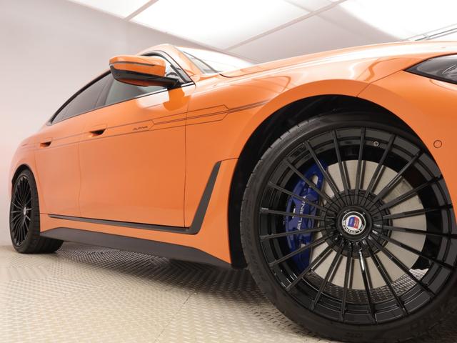 B4 グランクーペ ニコル別注 日本特別仕様 認定中古車 1年保証 Nicole別注日本特別仕様 ガラスサンルーフ レザーシート 20インチAW アクティブクルーズコントロール スイッチトロニック レーザーライト 全周囲カメラ 衝突軽減 車線逸脱(27枚目)