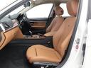 ビターボ　リムジン　認定中古車　１年保証　サドルブラウンレザー　サンルーフ　２０インチＡＷ　アクティブクルーズコントロール　Ｈａｒｍａｎ／Ｋａｒｄｏｎ　スイッチトロニック　リヤカメラ　ＬＥＤ　衝突警告　車線逸脱（13枚目）