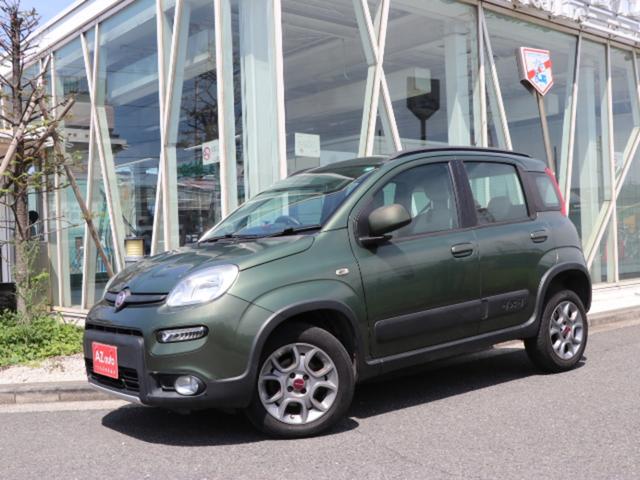 パンダ ４×４　４ＷＤ　６速マニュアル　４Ｘ４　純正アルミ　ＡＵＸ　ＣＤ（3枚目）