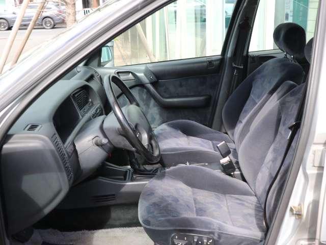 エグザンティア Ｖ－ＳＸ　前期型モデル　左ハンドル　正規Ｄ車　ハイドラクティブＩＩ　電動シート　純正アルミホイール（13枚目）