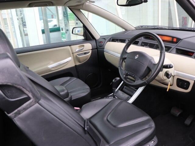 アヴァンタイム ベースグレード　レザー内装　グラスサンルーフ　マトラ社ボディー　純正アルミホイール　走行　４８　９７５Ｋｍ（24枚目）