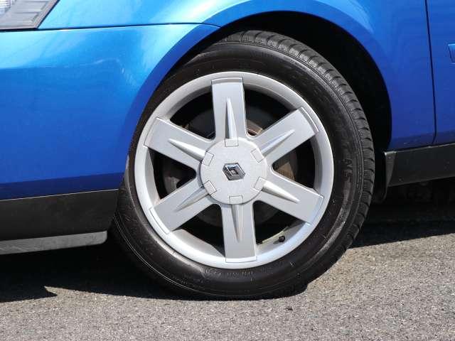 アヴァンタイム ベースグレード　レザー内装　グラスサンルーフ　マトラ社ボディー　純正アルミホイール　走行　４８　９７５Ｋｍ（32枚目）