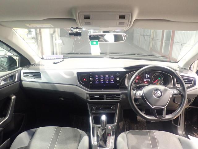 ポロ TSIハイライン キーレスアクセス レーダークルーズ エアコン アルミホイール スマートキー ナビTV 盗難防止 記録簿 ETC2.0 ABS 横滑り防止装置 エアバッグ 助手席エアバッグ メモリーナビ(10枚目)