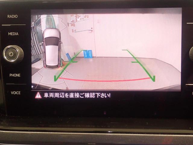 ポロ TSIハイライン キーレスアクセス レーダークルーズ エアコン アルミホイール スマートキー ナビTV 盗難防止 記録簿 ETC2.0 ABS 横滑り防止装置 エアバッグ 助手席エアバッグ メモリーナビ(12枚目)