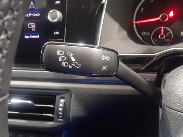 ポロ TSIハイライン キーレスアクセス レーダークルーズ エアコン アルミホイール スマートキー ナビTV 盗難防止 記録簿 ETC2.0 ABS 横滑り防止装置 エアバッグ 助手席エアバッグ メモリーナビ(27枚目)