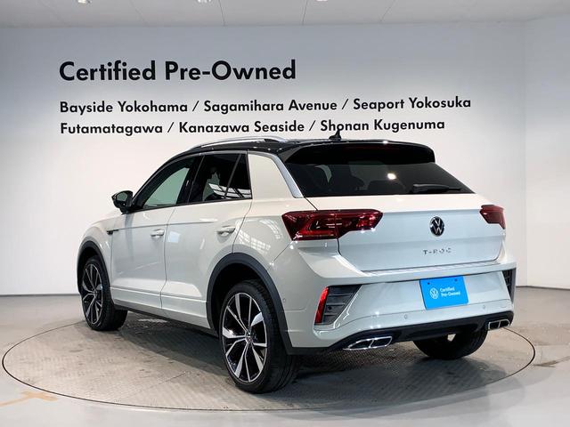 Ｔ－ロック ＴＤＩ　Ｒライン　横滑り防止　本革シート　ワンオーナ　スマートエントリー　クルコン　盗難防止　ＡＢＳ　エアコン　エアバッグ　パワーステアリング　パワーウィンドウ　記録簿　シートヒーター　アルミホイール　サイドエアバッグ（6枚目）