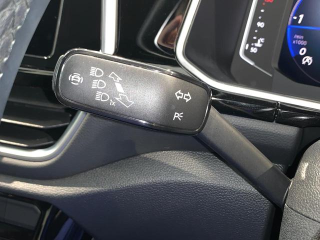 Ｔ－ロック ＴＤＩ　Ｒライン　横滑り防止　本革シート　ワンオーナ　スマートエントリー　クルコン　盗難防止　ＡＢＳ　エアコン　エアバッグ　パワーステアリング　パワーウィンドウ　記録簿　シートヒーター　アルミホイール　サイドエアバッグ（33枚目）