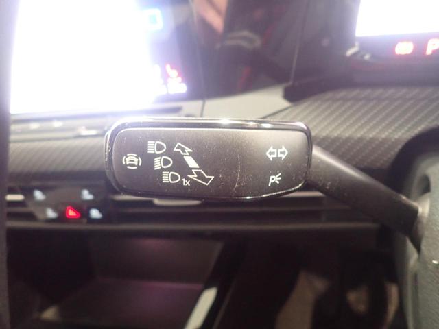 車線変更時に便利な二段階式ウィンカースイッチです！