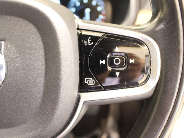 T6 AWD インスクリプション 限定500台 ワンオーナー禁煙車 サンルーフ B&Wプレミアムサウンド 電動トランクオープナー スーパーチャージャー&ターボチャージャー(11枚目)