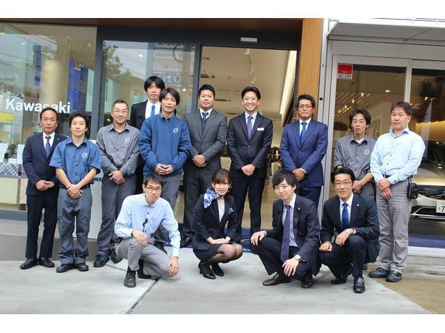クロスカントリー T5 AWD サマム ガラスルーフ 純正HDDナビ メモリー付きレザーシート 地デジチューナー スマートキー LEDヘッドライト バックカメラ 純正18インチアルミ 長さ437cm幅180cm高さ147 立体駐車場対応(40枚目)