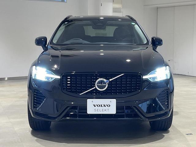 ＸＣ６０ リチャージアルティメトＴ６ＡＷＤプラグインハイブリド　Ｇｏｏｇｌｅカー　パノラマサンルーフ　レザーシート　シートヒーター　マッサージ　ＥＴＣ　９インチタッチスクリーン　電動メモリーシート　インテリセーフ　電動テールゲート　アクティブクルーズ（4枚目）