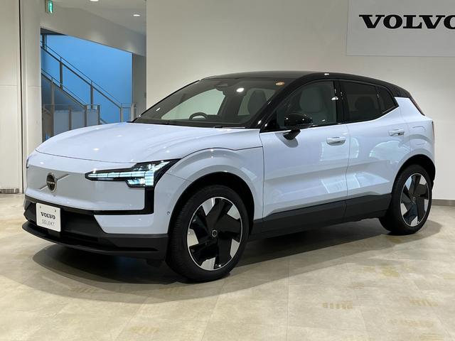 ＥＸ３０ ウルトラシングルモーター　エクステンデッドレンジ　３６０度カメラ　Ｇｏｏｇｌｅナビ　パノラマルーフ　代車　試乗車（4枚目）
