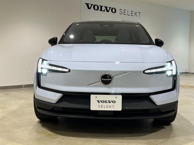 ＥＸ３０ ウルトラシングルモーター　エクステンデッドレンジ　３６０度カメラ　Ｇｏｏｇｌｅナビ　パノラマルーフ　代車　試乗車（8枚目）