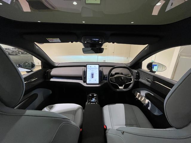 ＥＸ３０ ウルトラシングルモーター　エクステンデッドレンジ　３６０度カメラ　Ｇｏｏｇｌｅナビ　パノラマルーフ　代車　試乗車（14枚目）
