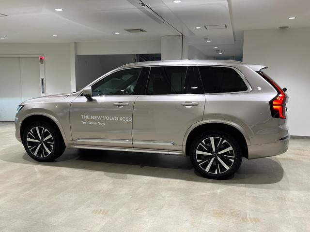 ＸＣ９０ ウルトラ　Ｂ５　ＡＷＤ　Ｂ＆Ｗ　Ｇｏｏｇｌｅマップ　本革シート　サンルーフ　試乗車（10枚目）