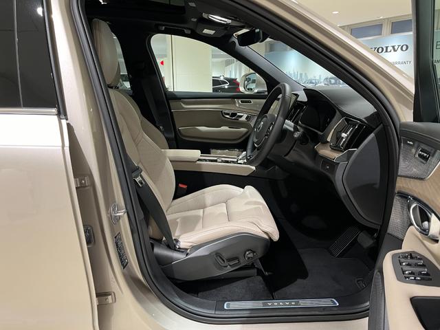 ＸＣ９０ ウルトラ　Ｂ５　ＡＷＤ　Ｂ＆Ｗ　Ｇｏｏｇｌｅマップ　本革シート　サンルーフ　試乗車（15枚目）