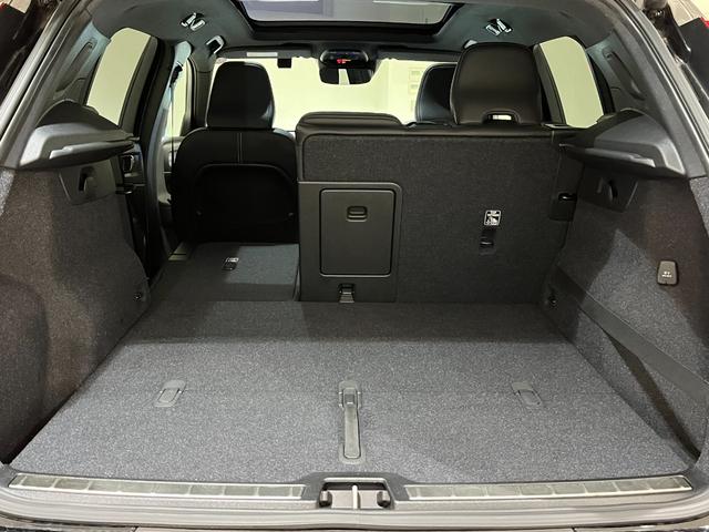 ＸＣ４０ Ｂ５　ＡＷＤ　Ｒデザイン　純正ＨＤＤナビ　サンルーフ　ｈａｒｍａｎ／ｋａｒｄｏｎ（25枚目）