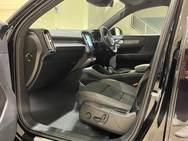 ＸＣ４０ Ｂ５　ＡＷＤ　Ｒデザイン　純正ＨＤＤナビ　サンルーフ　ｈａｒｍａｎ／ｋａｒｄｏｎ（34枚目）