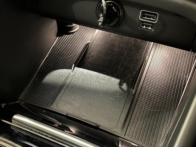 ＸＣ４０ Ｂ５　ＡＷＤ　Ｒデザイン　純正ＨＤＤナビ　サンルーフ　ｈａｒｍａｎ／ｋａｒｄｏｎ（36枚目）