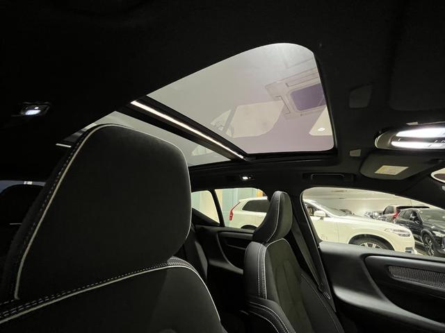 ＸＣ４０ ウルトラ　Ｂ４　ＡＷＤ　ダークエディション　Ｇｏｏｇｌｅナビ　　サンルーフ　ｈａｒｍａｎ／ｋａｒｄｏｎ　弊社代車（5枚目）