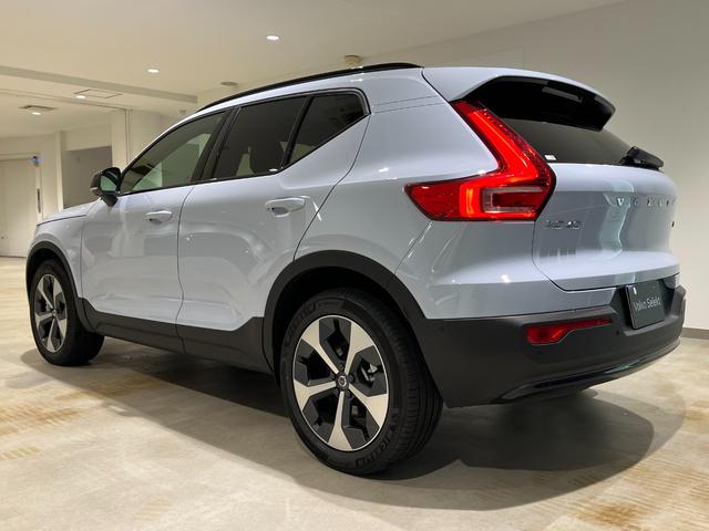 ＸＣ４０ ウルトラ　Ｂ４　ＡＷＤ　ダークエディション　Ｇｏｏｇｌｅナビ　　サンルーフ　ｈａｒｍａｎ／ｋａｒｄｏｎ　弊社代車（12枚目）