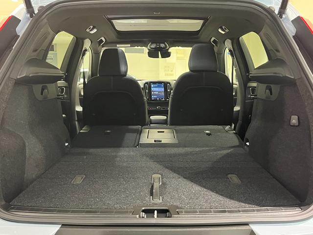 ＸＣ４０ ウルトラ　Ｂ４　ＡＷＤ　ダークエディション　Ｇｏｏｇｌｅナビ　　サンルーフ　ｈａｒｍａｎ／ｋａｒｄｏｎ　弊社代車（36枚目）