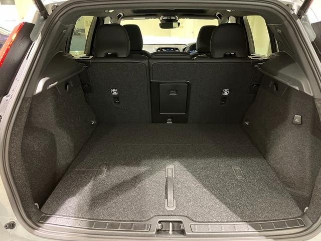 ＸＣ４０ ウルトラ　Ｂ４　ＡＷＤ　ダークエディション　試乗車　代車　ｈａｒｍａｎ／ｋａｒｄｏｎ　Ｇｏｏｇｌｅナビ　ＥＴＣ（31枚目）