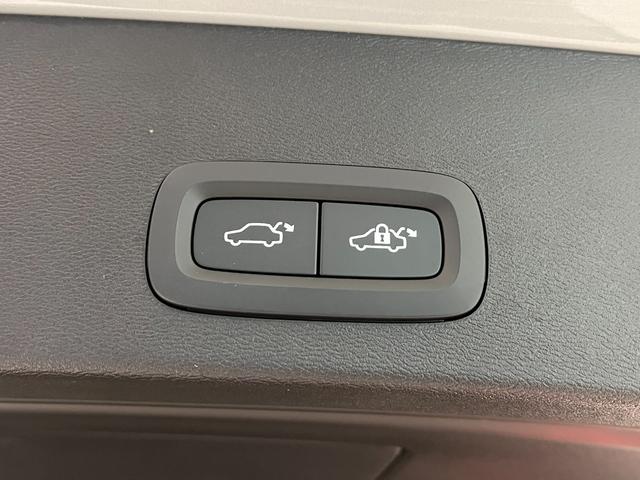 ＸＣ４０ ウルトラ　Ｂ４　ＡＷＤ　ダークエディション　試乗車　代車　ｈａｒｍａｎ／ｋａｒｄｏｎ　Ｇｏｏｇｌｅナビ　ＥＴＣ（34枚目）