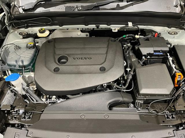 ＸＣ４０ ウルトラ　Ｂ４　ＡＷＤ　ダークエディション　試乗車　代車　ｈａｒｍａｎ／ｋａｒｄｏｎ　Ｇｏｏｇｌｅナビ　ＥＴＣ（36枚目）