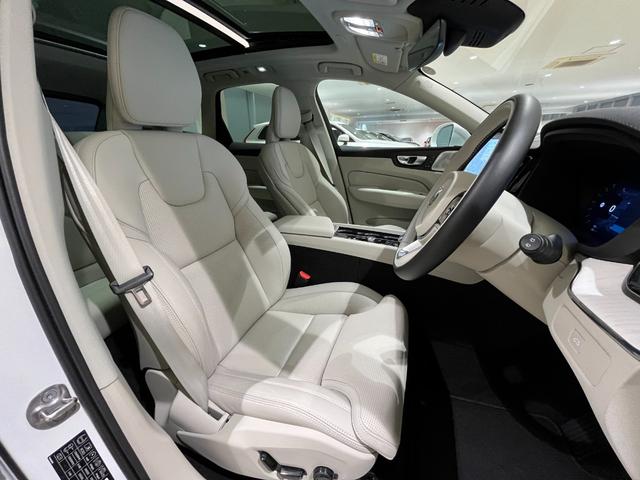 ＸＣ６０ ウルトラ　Ｂ５　ＡＷＤ　Ｇｏｏｇｌｅナビ　３６０度カメラ　本革シート　Ｂ＆Ｗ　ＥＴＣ　サンルーフ付き　試乗車（14枚目）