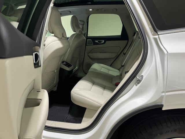 ＸＣ６０ ウルトラ　Ｂ５　ＡＷＤ　Ｇｏｏｇｌｅナビ　３６０度カメラ　本革シート　Ｂ＆Ｗ　ＥＴＣ　サンルーフ付き　試乗車（20枚目）