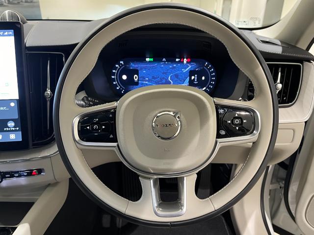 ＸＣ６０ ウルトラ　Ｂ５　ＡＷＤ　Ｇｏｏｇｌｅナビ　３６０度カメラ　本革シート　Ｂ＆Ｗ　ＥＴＣ　サンルーフ付き　試乗車（21枚目）