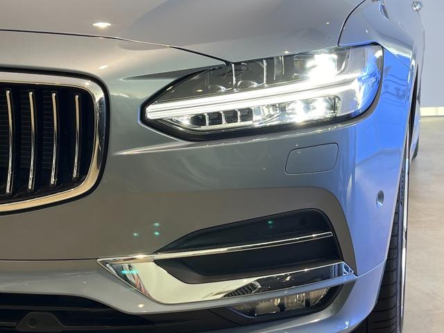 Ｓ９０ Ｔ６　ＡＷＤ　インスクリプション　純正ＨＤＤナビ　Ｂ＆Ｗ　本革シート　サンルーフ（2枚目）