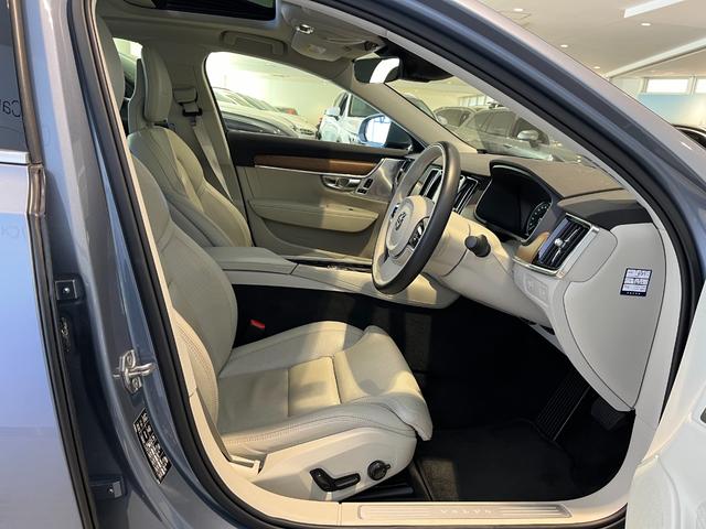 Ｓ９０ Ｔ６　ＡＷＤ　インスクリプション　純正ＨＤＤナビ　Ｂ＆Ｗ　本革シート　サンルーフ（34枚目）